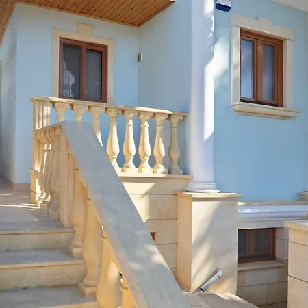 Villa Beachfront Limassol