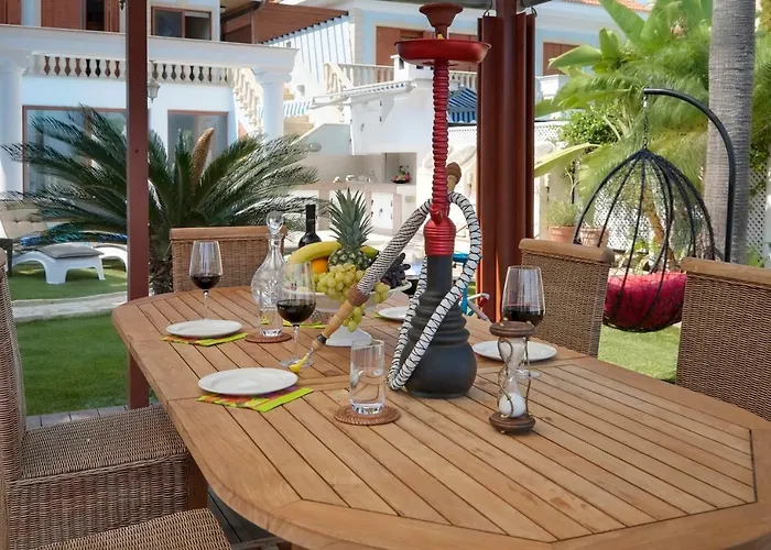 Beachfront וילה לימסול