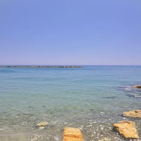 Villa Beachfront Limassol