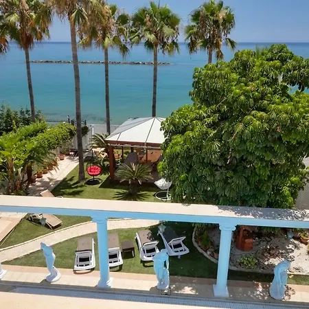 Villa Beachfront *