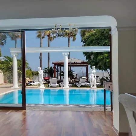 Villa Beachfront Limasol