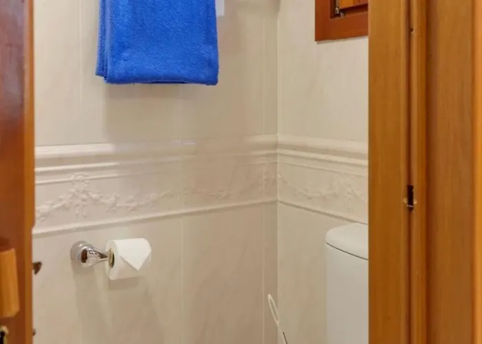 Beachfront * 利马索尔